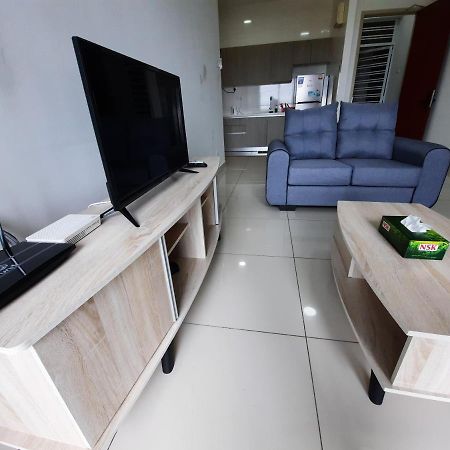 Raffles Suite 1 Bedroom Homestay Skudai Dış mekan fotoğraf