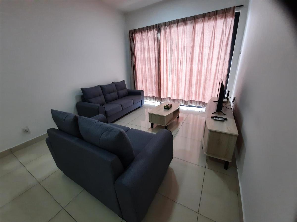 Raffles Suite 1 Bedroom Homestay Skudai Dış mekan fotoğraf